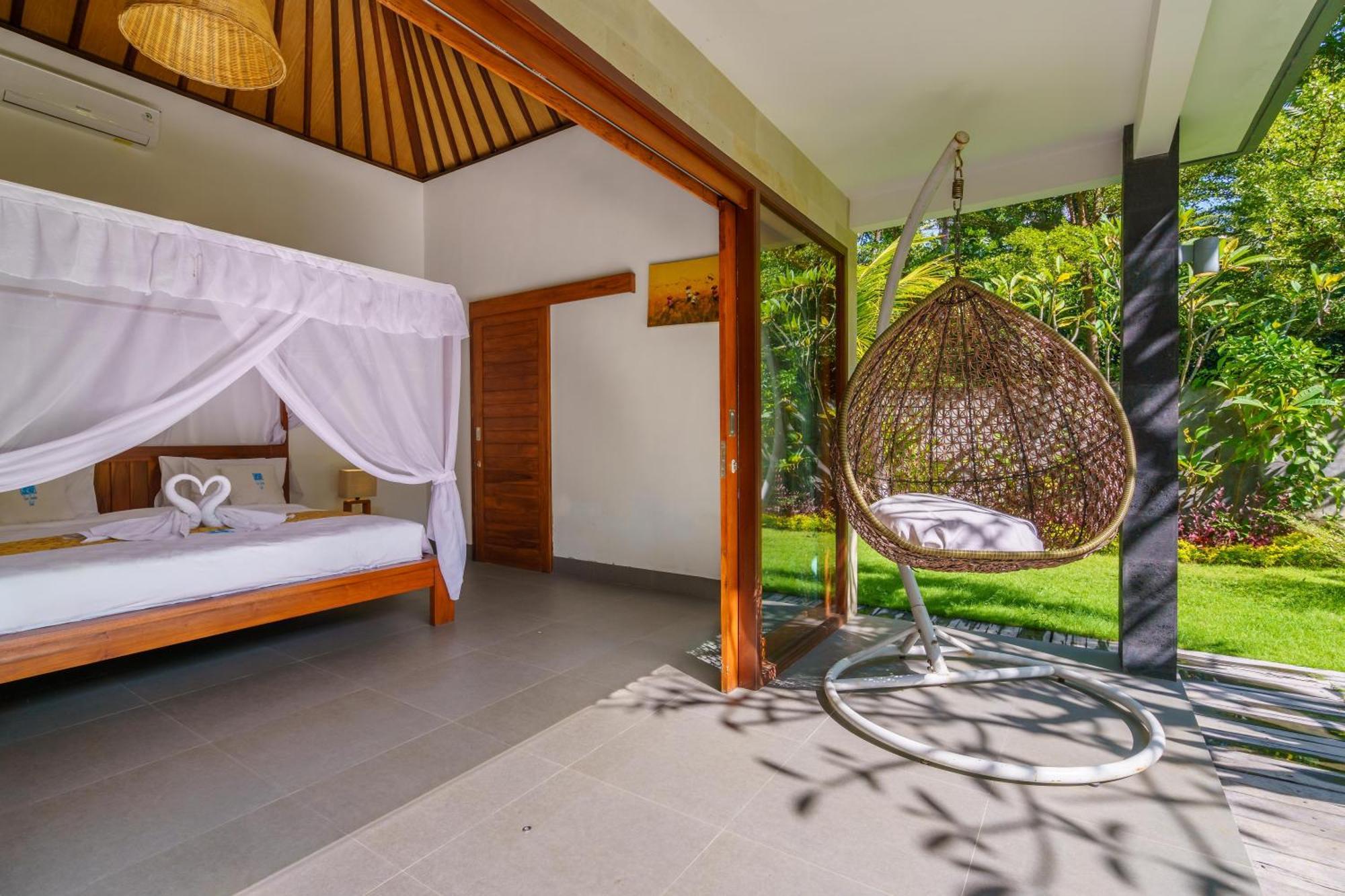 Coco Garden Pool Villas Kubutambahan  Exterior photo
